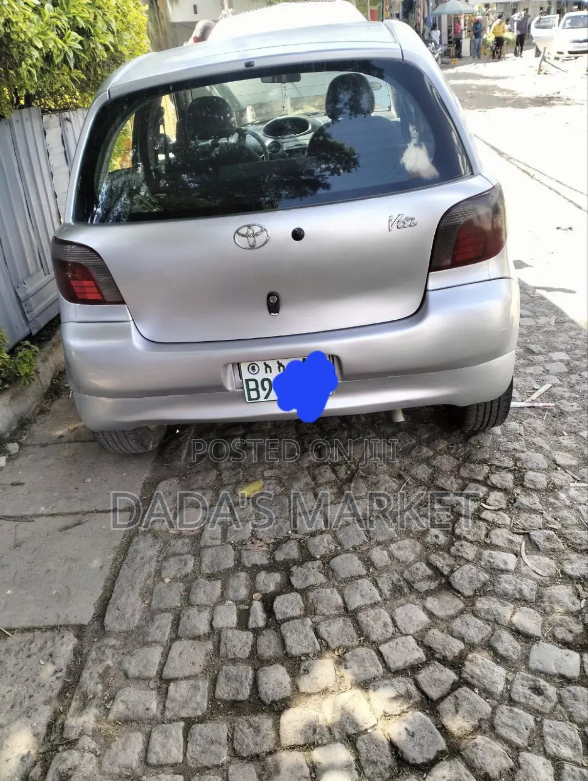 Toyota Vitz 2001 Silver