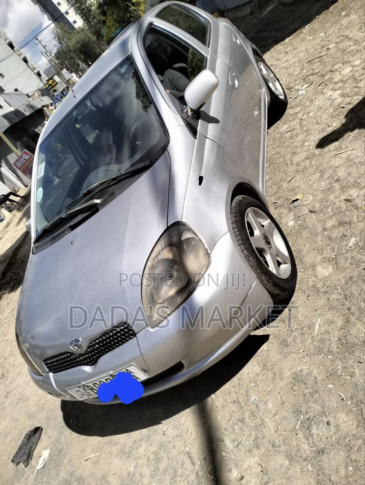 Toyota Vitz 2001 Silver