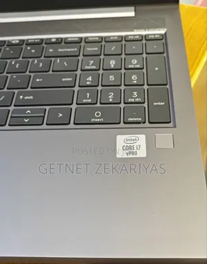 New Laptop HP ZBook Firefly 15 G7 16GB Intel Core I7 SSD 512GB