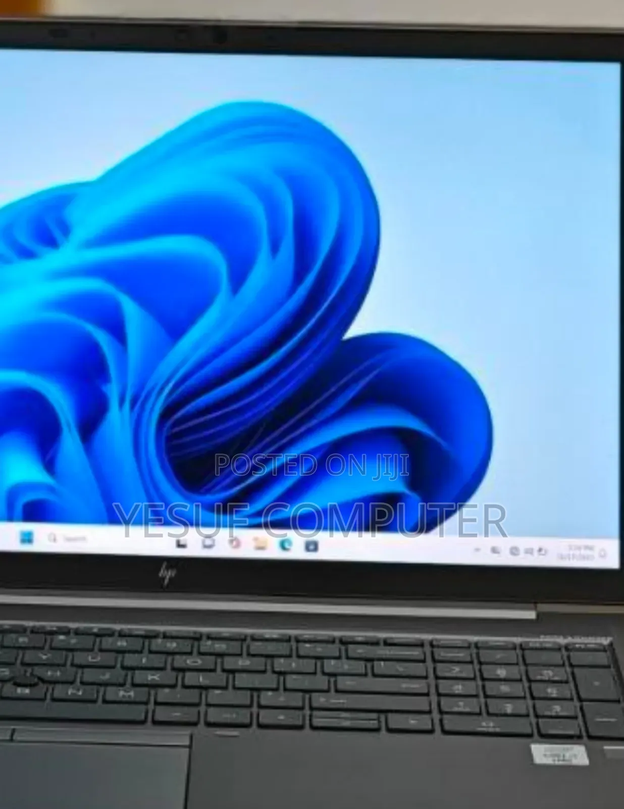 New Laptop HP ZBook Firefly 15 G7 16GB Intel Core I7 SSD 512GB