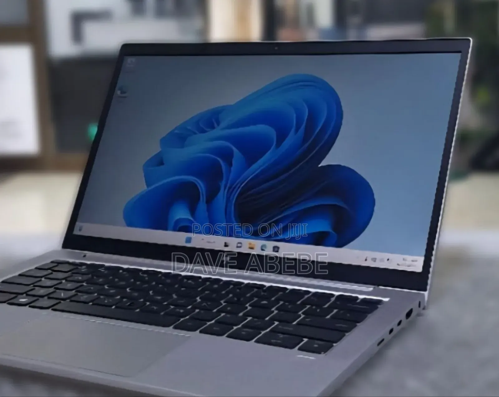 New Laptop HP EliteBook 830 G7 8GB Intel Core I5 SSD 512GB