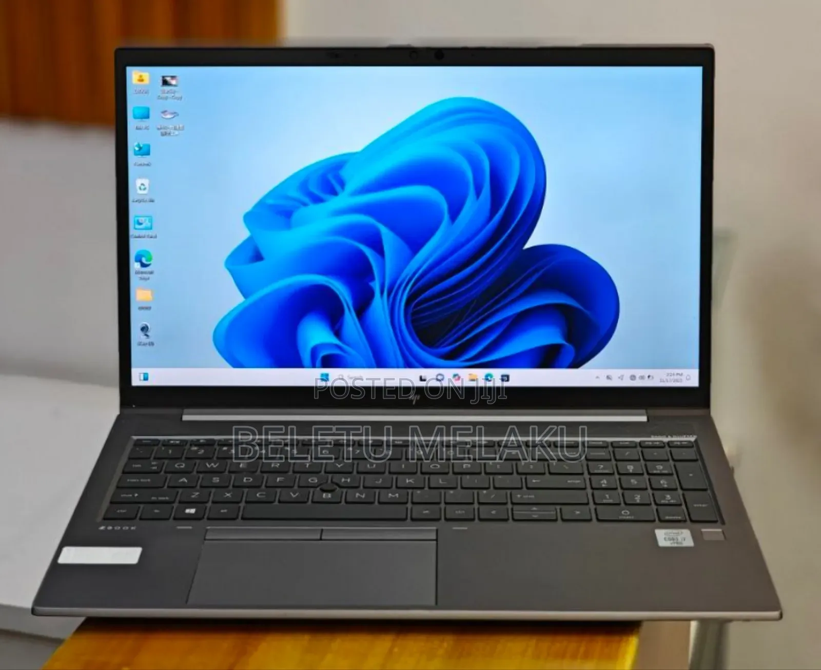 New Laptop HP ZBook Firefly 15 G7 16GB Intel Core i7 SSD 512GB