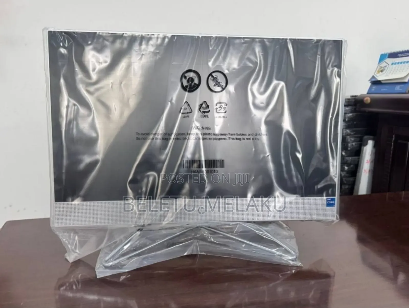 New HP 200 G4 22 All-in-One 16GB Intel Core I7 HDD+SSD 1T