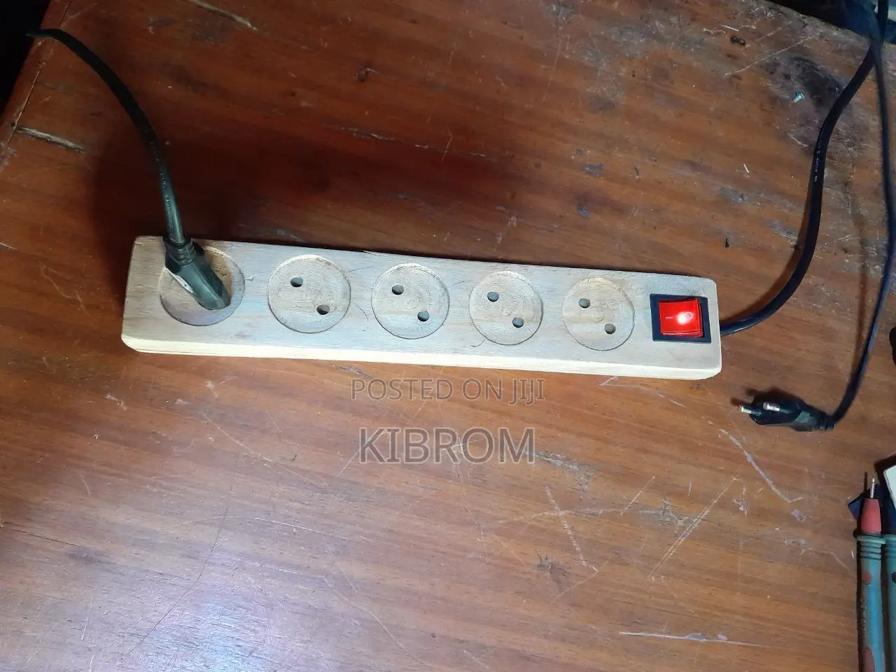 Power Strip ( ማከፋፍያ
