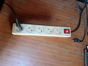 Power Strip ( ማከፋፍያ