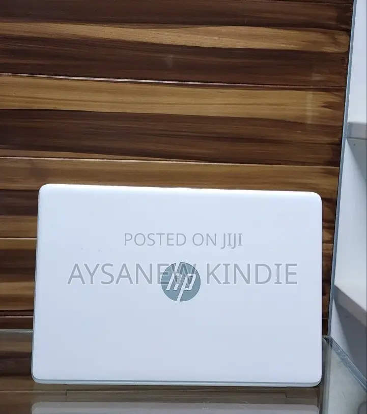 New Laptop HP Stream Notebook 4GB SSD 60GB