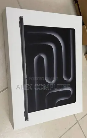 New Laptop Apple MacBook 24GB Apple M4 Pro SSD 512GB