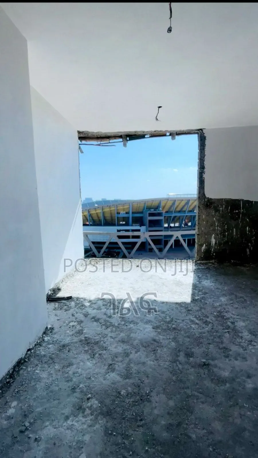 2bdrm Apartment in ቦሌ መድሃኒያለም አካባቢ 80%, Bole for sale