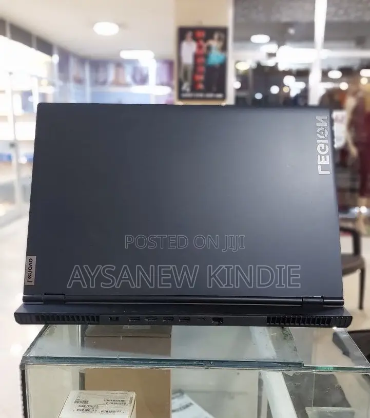 New Laptop Lenovo Legion 5 16GB AMD Ryzen 7 SSD 1T