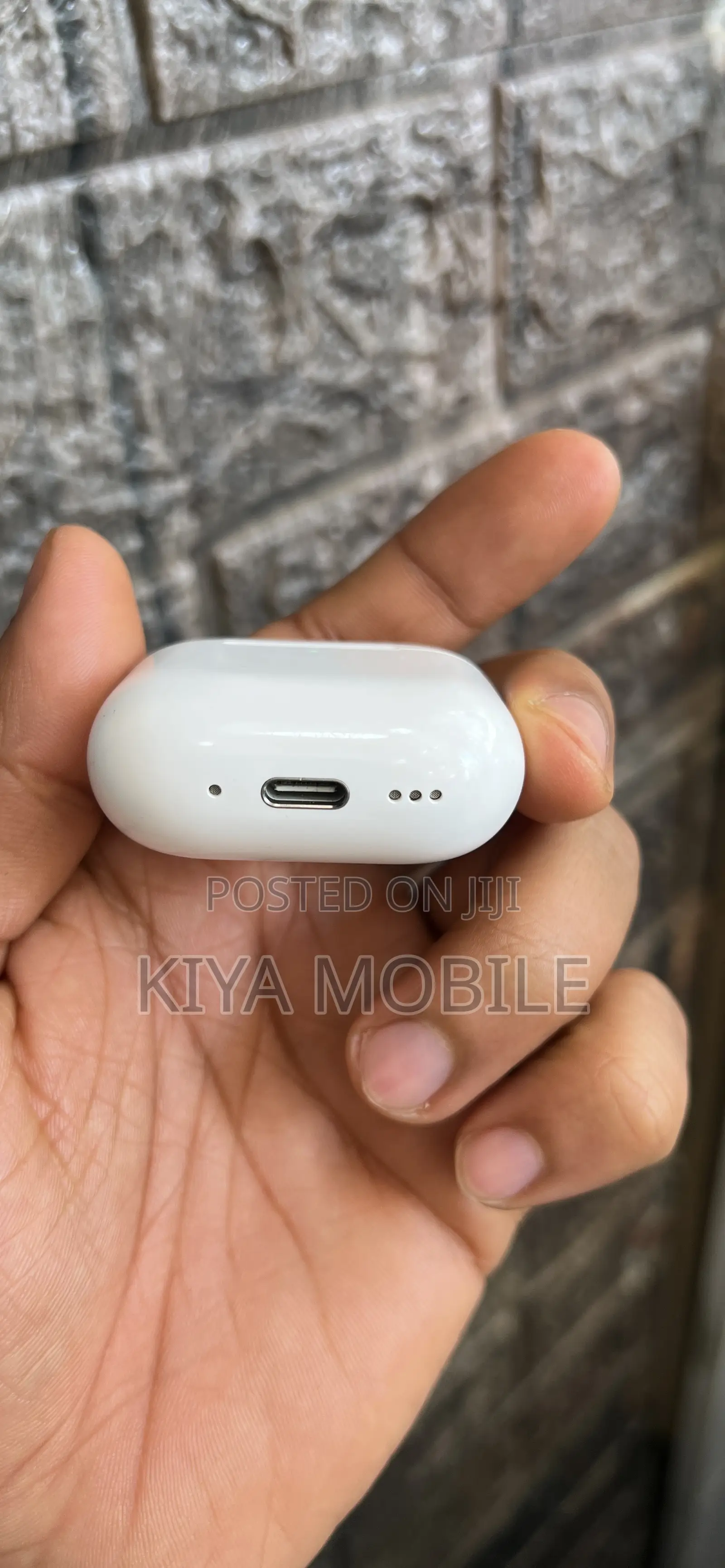 Airpods 4 With Active Noise Cancellation