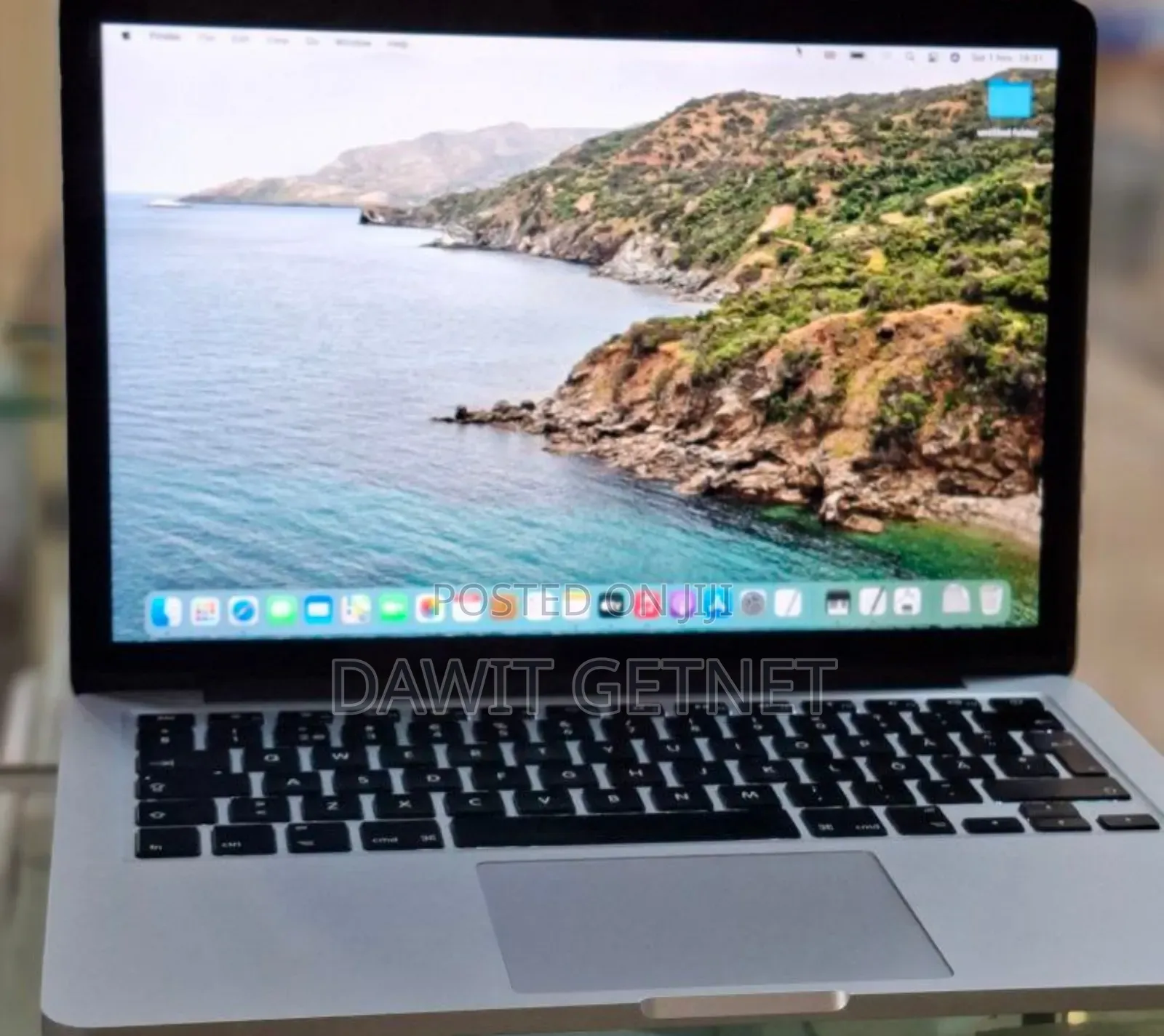 New Apple MacBook Pro 2024 M3 14-Inch 8GB Intel Core I7 SSD 256GB