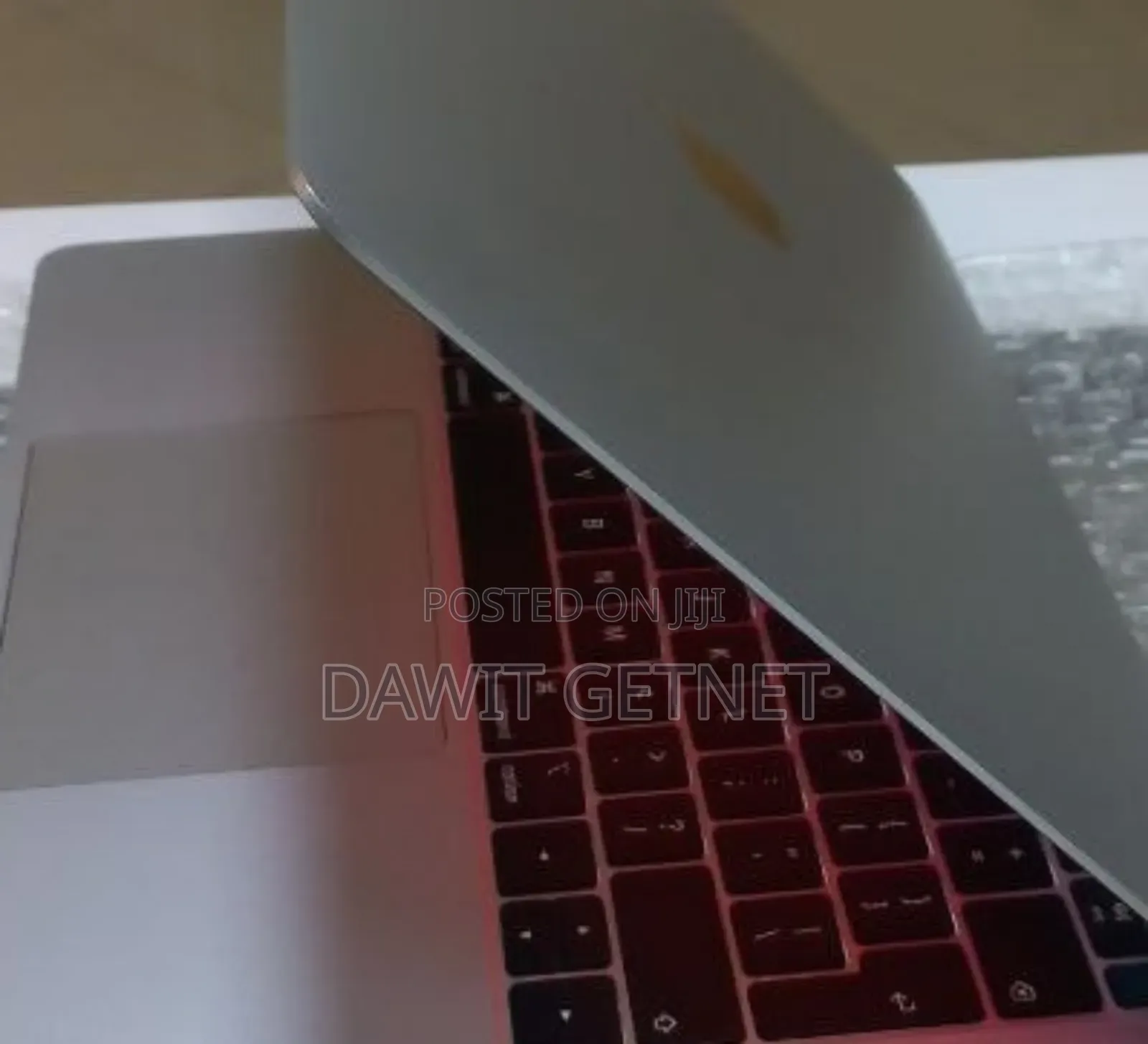 New Laptop Apple MacBook Air 2018 8GB Intel Core I5 SSD 128GB