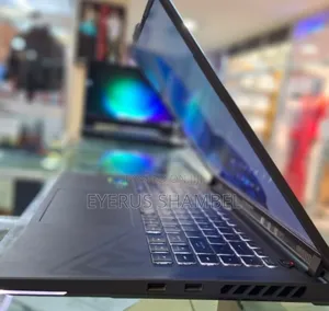 Photo - New Laptop Asus ROG Strix G16 G614 16GB Intel Core i7 SSD 1T