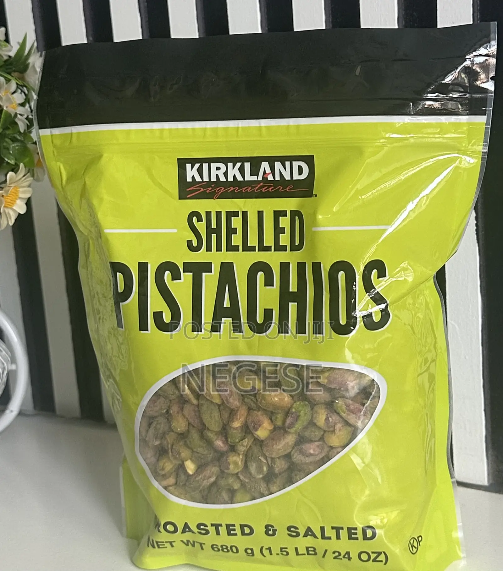 Kirkland Signature Rivapm Shelled Pistachios, Roasted Salted, 24