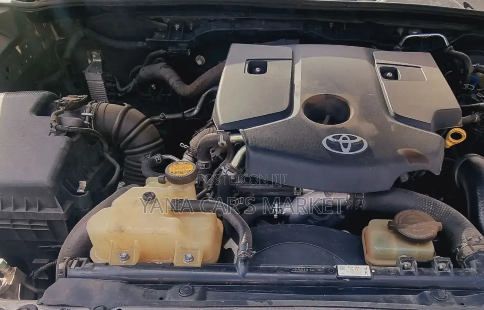 Toyota Hilux 2018 Gray