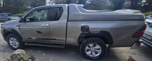 Toyota Hilux 2018 Gray