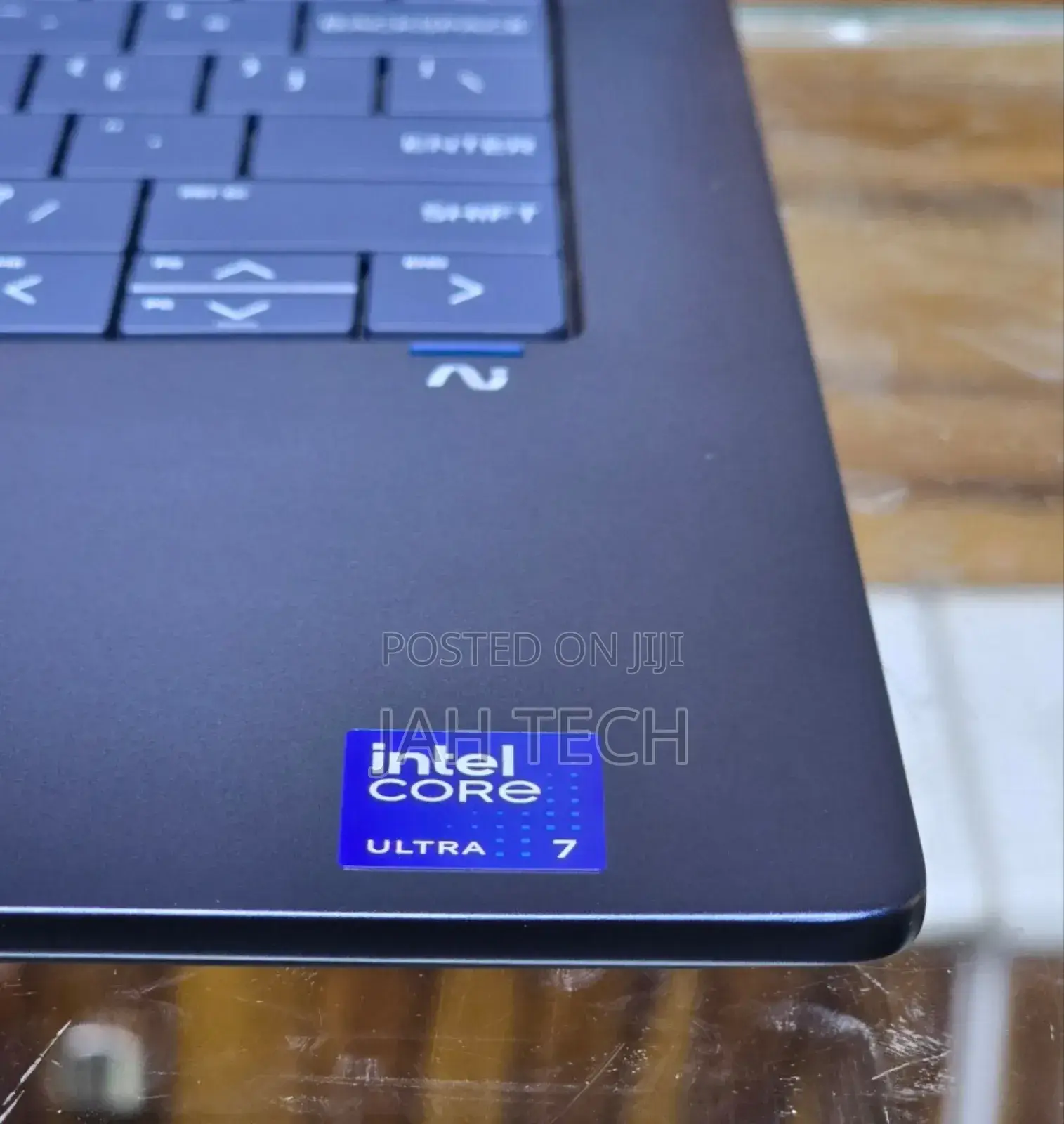 New Laptop HP OmniBook 5 Flip 16GB Intel Core Ultra 7 SSD 1T