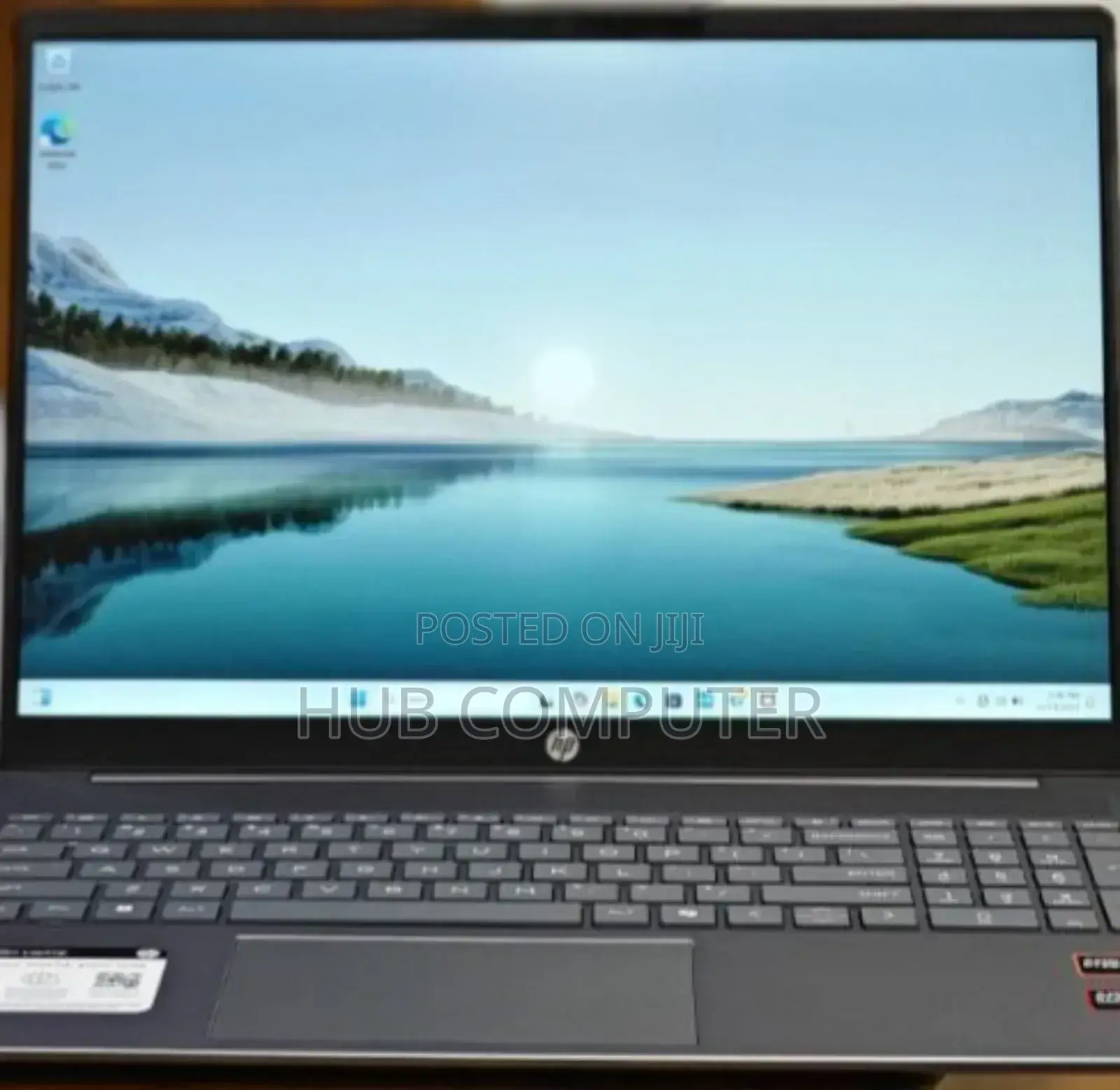 New Laptop HP Pavilion 13 8GB AMD Ryzen 5 SSD 512GB