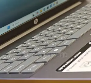 New Laptop HP Pavilion 13 8GB AMD Ryzen 5 SSD 512GB