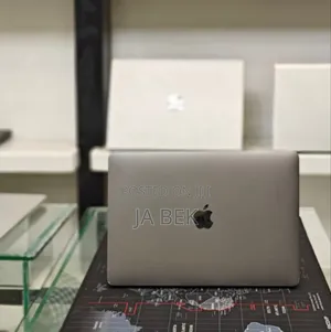 New Laptop Apple MacBook Pro 2016 16GB Intel Core I7 SSD 256GB