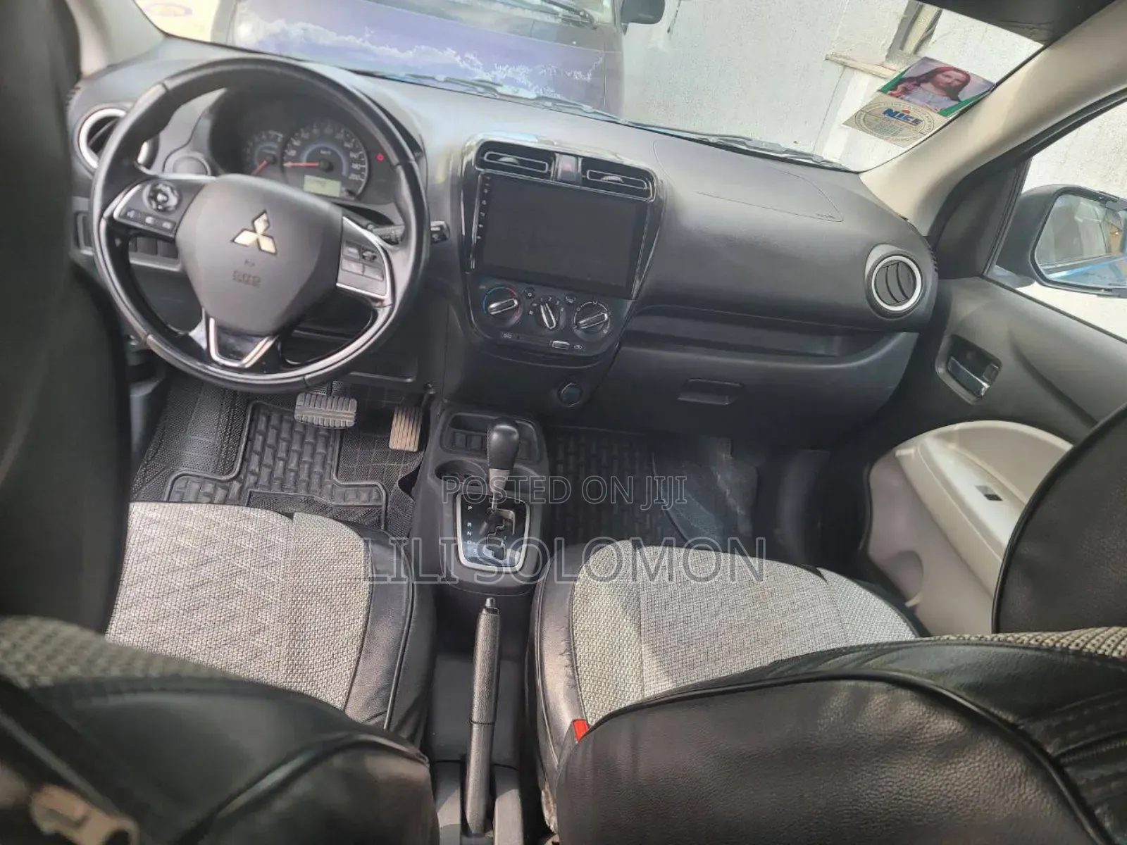 Mitsubishi Attrage 2021 Blue