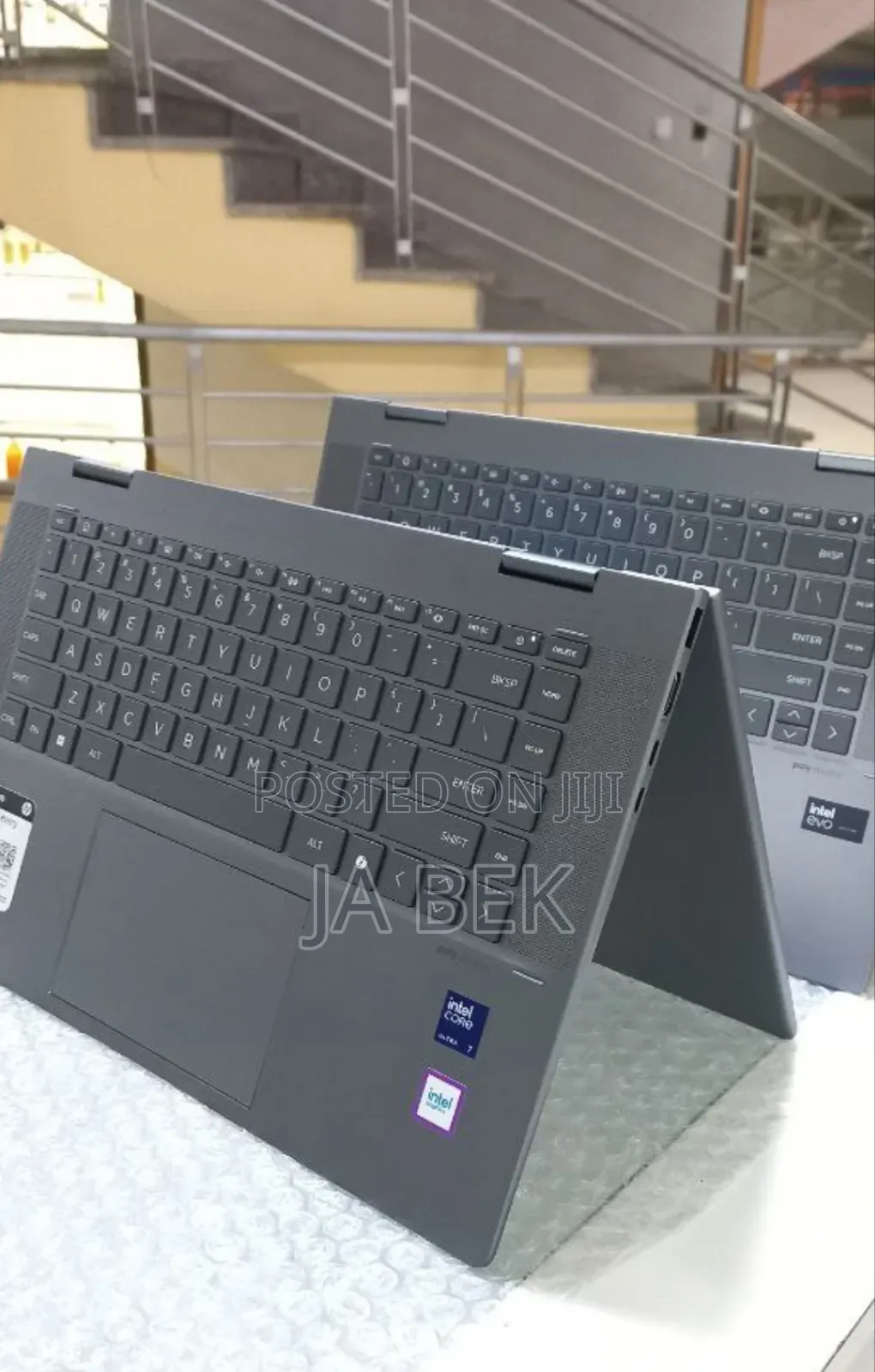 New Laptop HP OmniBook X Flip 14" 16GB Intel Core Ultra 7 SSD 1T