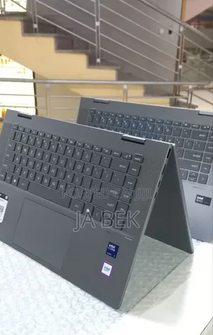 New Laptop HP OmniBook X Flip 14" 16GB Intel Core Ultra 7 SSD 1T