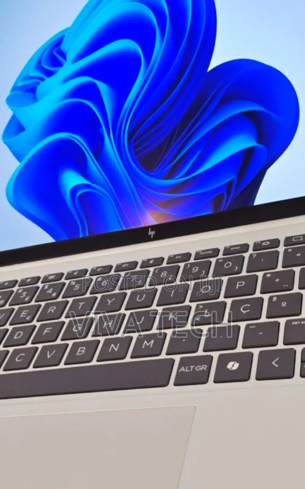 New Laptop HP OmniBook 7 14" 32GB AMD Ryzen 7 SSD 1T