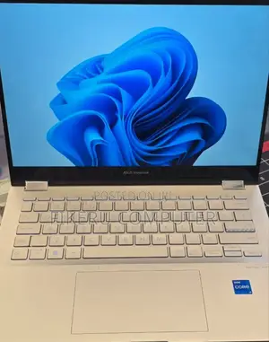 New Laptop Asus VivoBook 15 X505BA 16GB Intel Core I7 SSD 1T