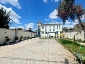 Photo - 4bdrm House in Bole for rent