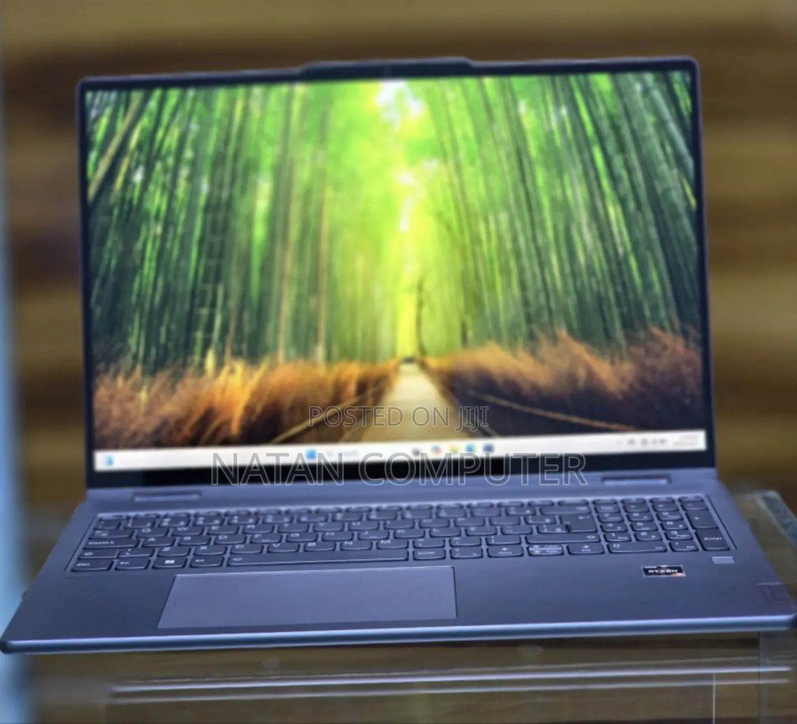 New Laptop Lenovo Yoga 700 32GB AMD Ryzen 5 SSD 512GB