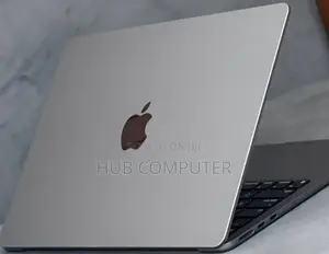 New Laptop Apple MacBook Air 2022 M2 8GB Apple M2 SSD 512GB