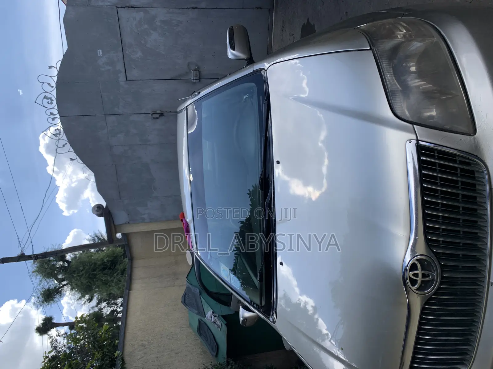 “ሹፈር ያለው መኪና ለኪራይ.”Corolla 2007