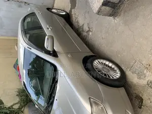 “ሹፈር ያለው መኪና ለኪራይ.”Corolla 2007