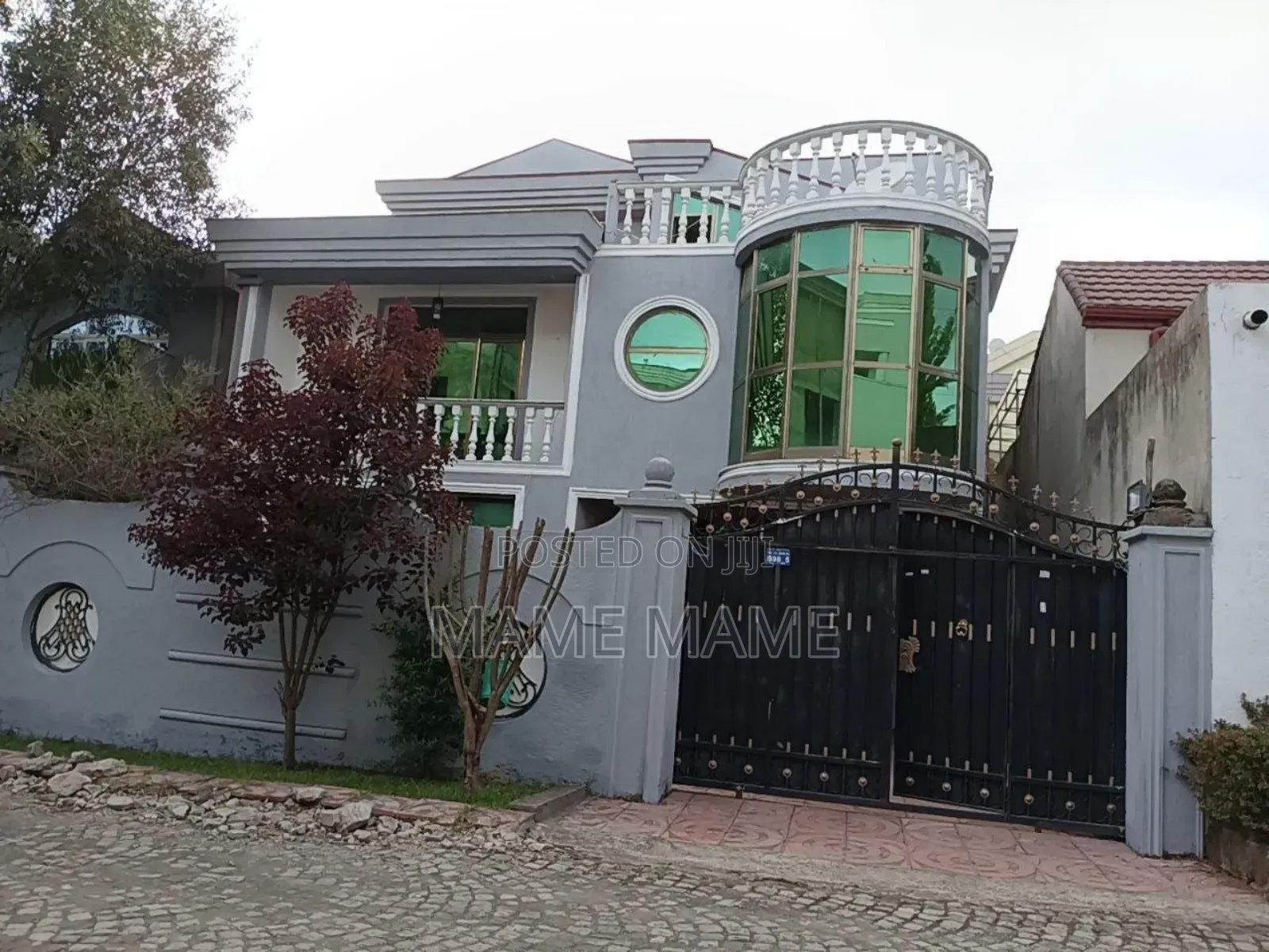 7bdrm House in Addis Abeba, Bole for sale