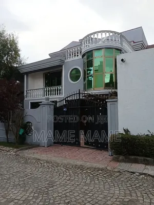 7bdrm House in Addis Abeba, Bole for sale