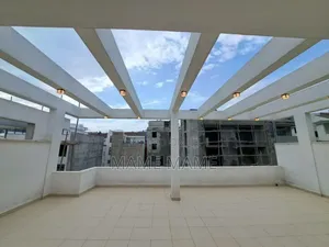 7bdrm House in Addis Abeba, Bole for sale