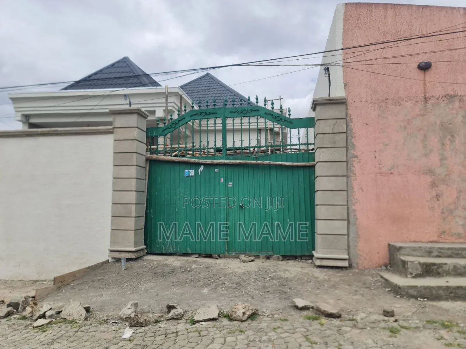 3bdrm Villa in Addis Abeba, Bole for sale