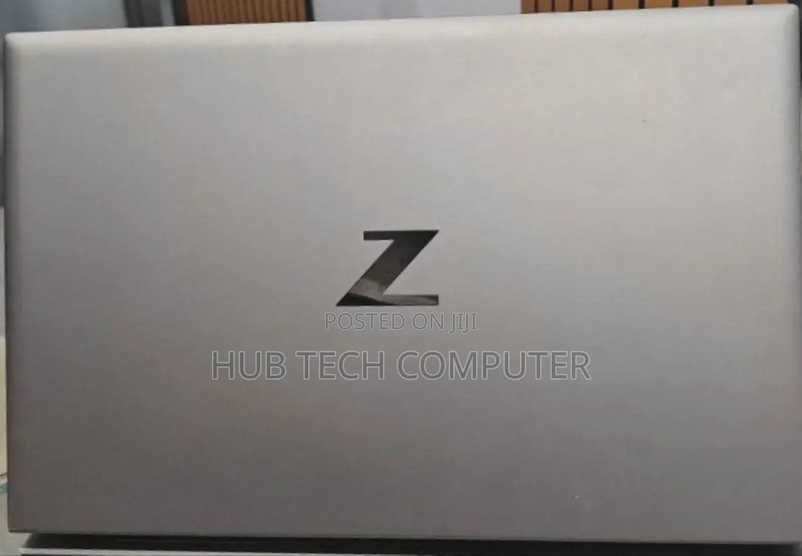 New Laptop HP ZBook Firefly G8 16GB Intel Core I7 SSD 512GB