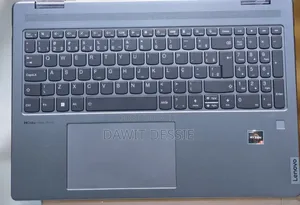 New Laptop Lenovo 32GB AMD Ryzen 5 SSD 512GB