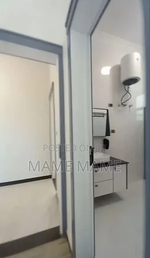 7bdrm House in Addis Abeba, Bole for sale