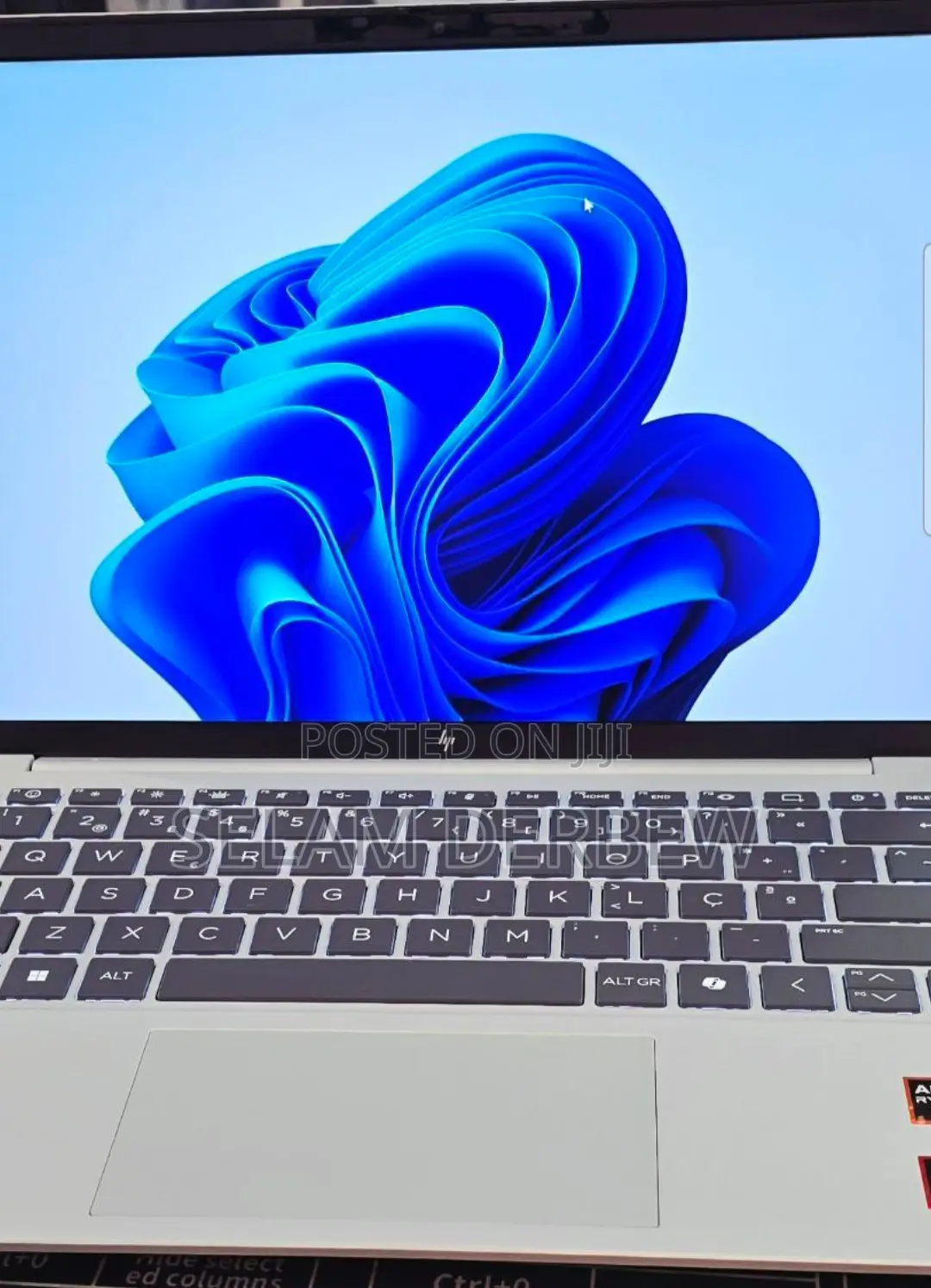 New Laptop HP OmniBook 7 14" 32GB AMD Ryzen 7 SSD 1T