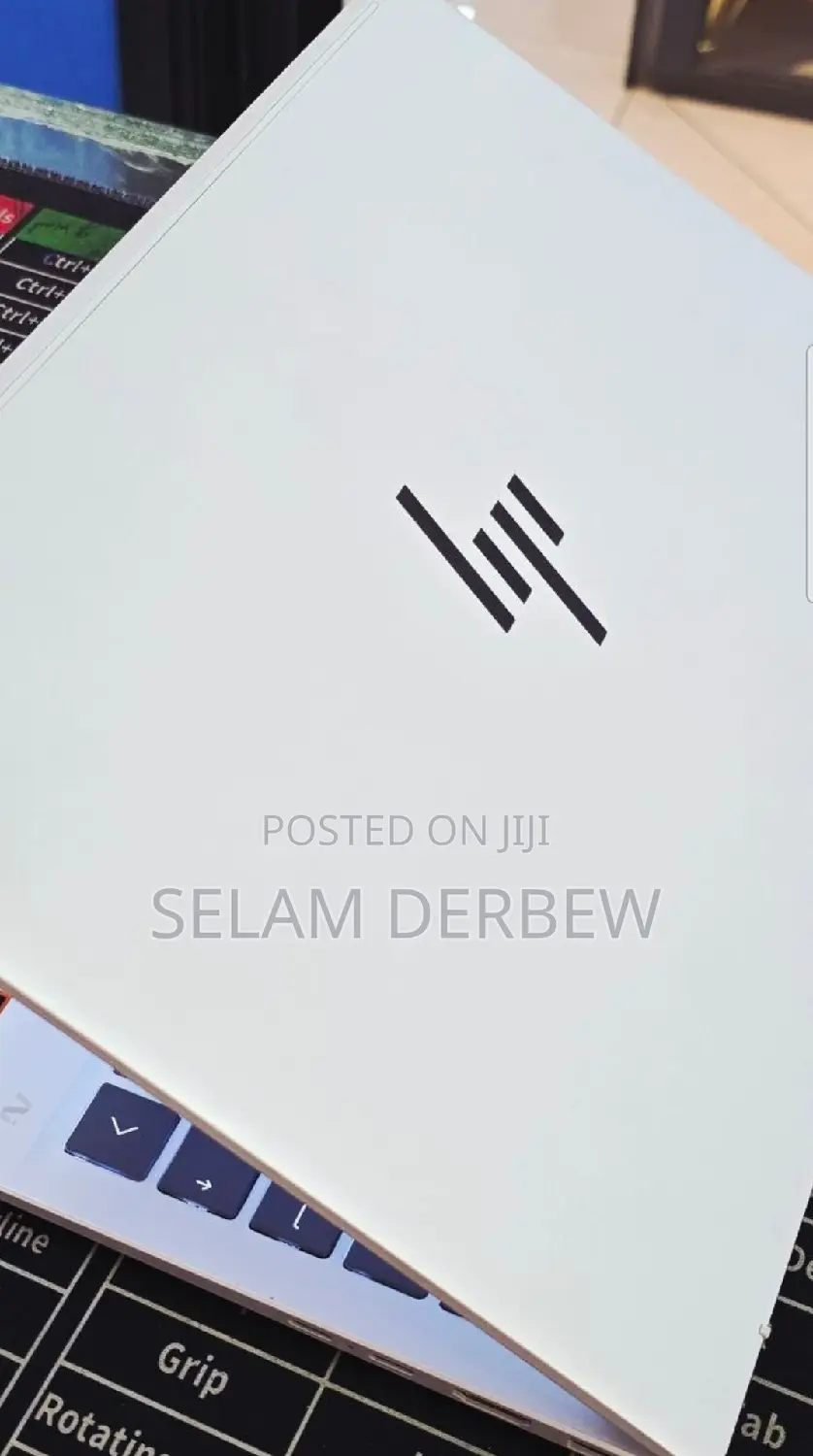 New Laptop HP OmniBook 7 14" 32GB AMD Ryzen 7 SSD 1T