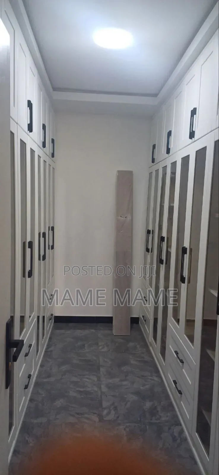 7bdrm House in Addis Abeba, Bole for sale