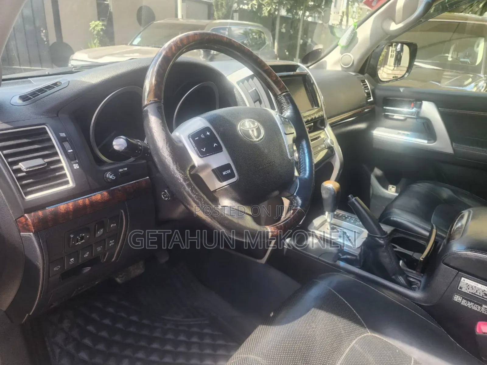 Toyota Land Cruiser 2012 Silver