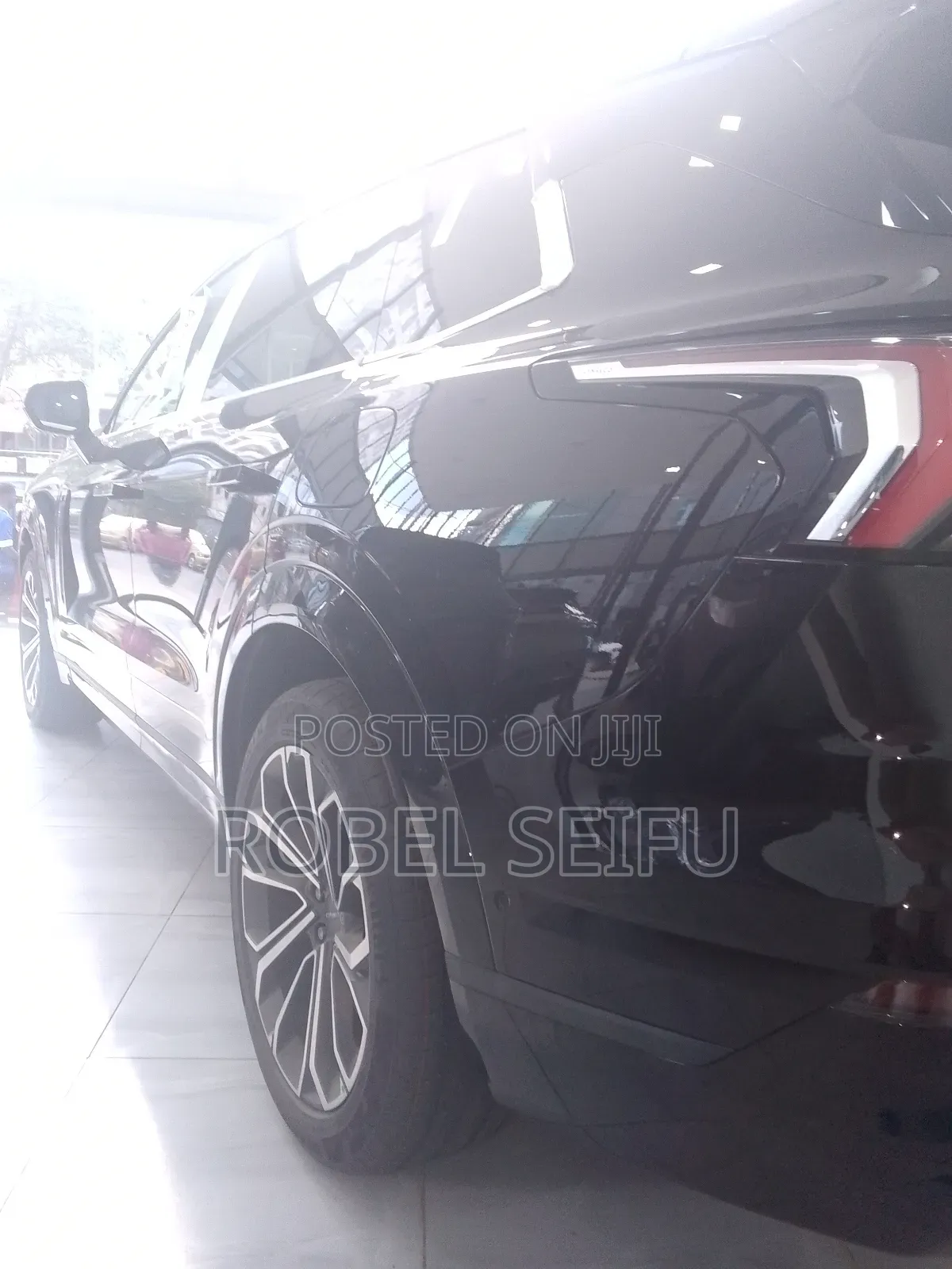 New Lynk & Co 06 2025 Black