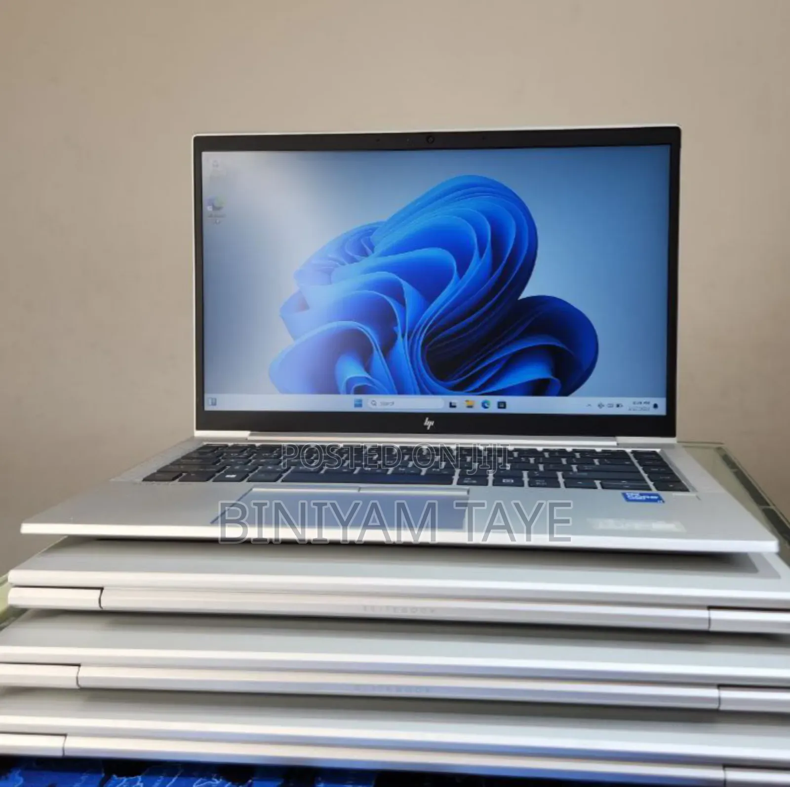New Laptop HP EliteBook 840 G8 16GB Intel Core I7 SSD 512GB