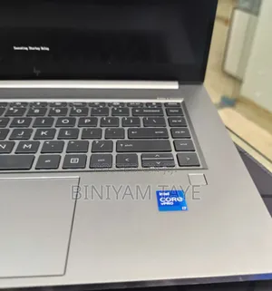 New Laptop HP ZBook Studio G8 32GB Intel Core I7 SSD 512GB