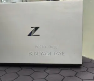 New Laptop HP ZBook Studio G8 32GB Intel Core I7 SSD 512GB