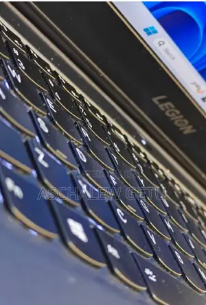 New Laptop Lenovo Legion 5 16GB AMD Ryzen 7 SSD 1T